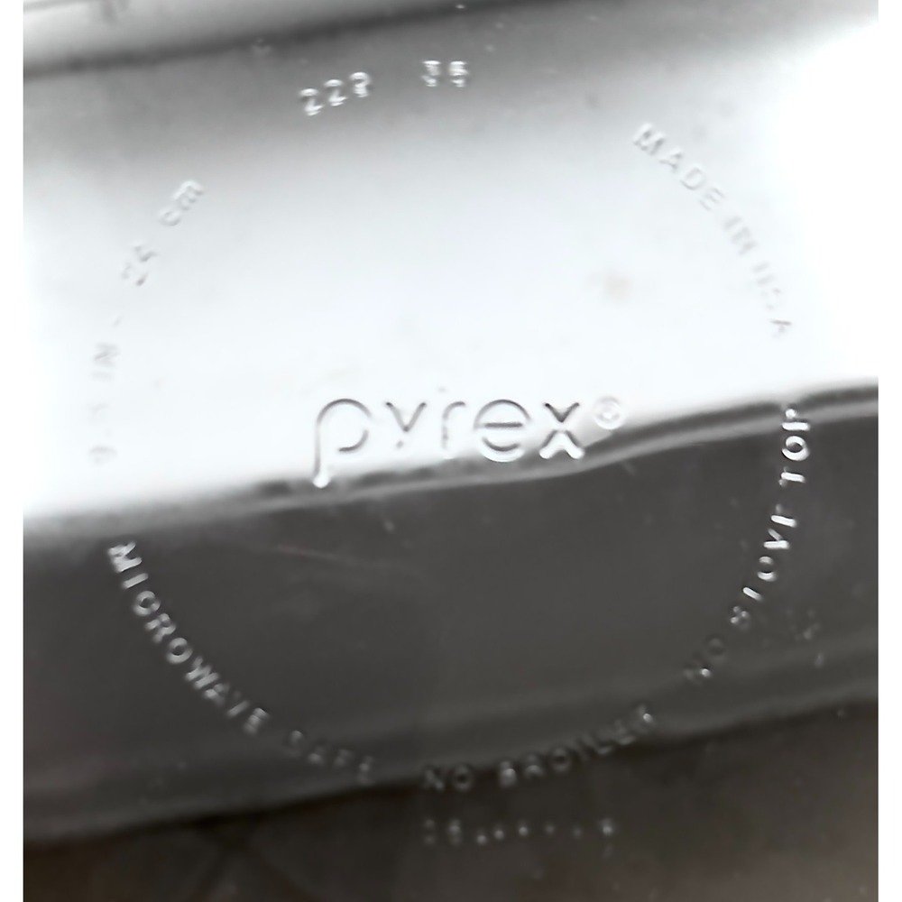 Pyrex 9.5" Glass Pie Plate Dish #229 USA Made Clear Fluted Edge Bakeware - Picture 4 of 9